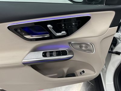 2026 Mercedes-Benz GLC — photo 11 view