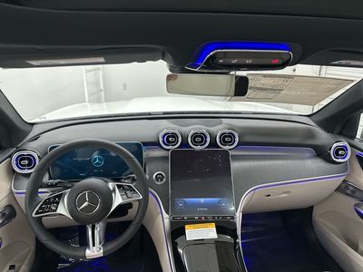 2026 Mercedes-Benz GLC — photo 21 view