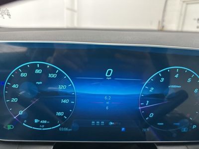 2026 Mercedes-Benz GLC — photo 12 view