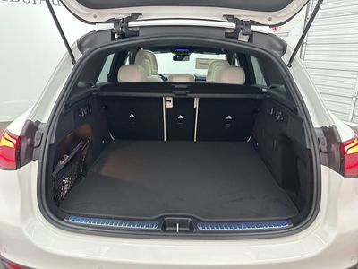 2026 Mercedes-Benz GLC — photo 25 view