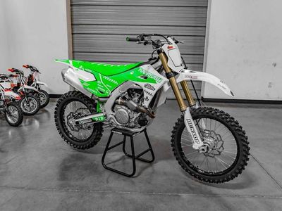 2025 Kawasaki KX250 - Photo 2