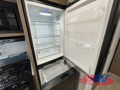 2026 Coachmen RV Freedom Express Select - Photo 20