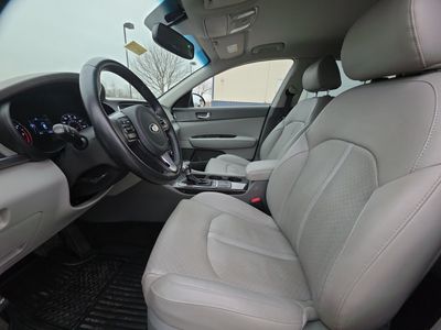 2018 Kia Optima — photo 9 view