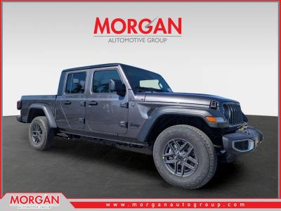 2026 Jeep Gladiator Sport S in Gray — front three-quarter view
