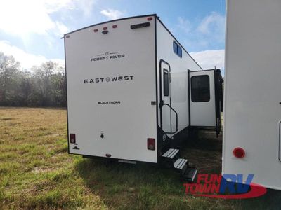 2026 EAST TO WEST Blackthorn - Photo 4