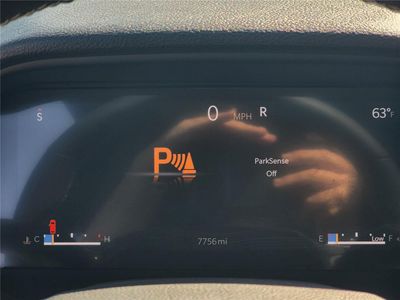 2026 Pre-Owned 2024 Jeep Grand Cherokee L Altitude - Photo 17