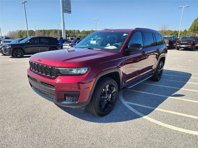 2026 Pre-Owned 2024 Jeep Grand Cherokee L Altitude - Photo 2