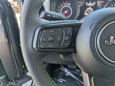 2026 Jeep Gladiator — photo 17 view