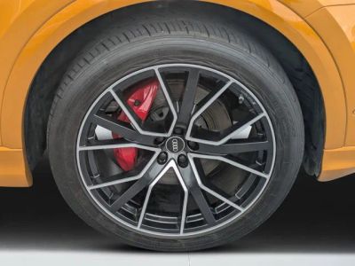 2023 Audi Q8 — photo 9 view