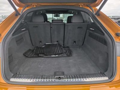 2023 Audi Q8 — photo 11 view
