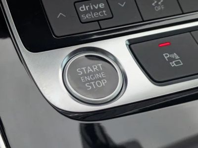 2023 Audi Q8 — photo 24 view