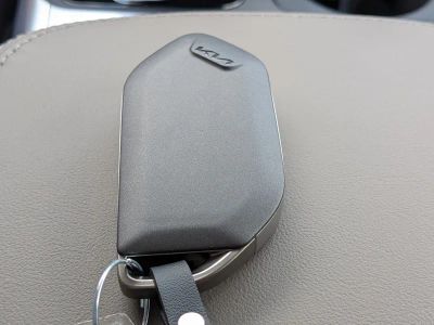 2026 Kia Carnival — photo 40 view