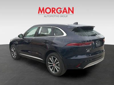 2022 Jaguar F-PACE — detail view