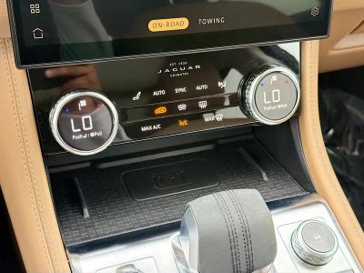 2022 Jaguar F-PACE — photo 34 view