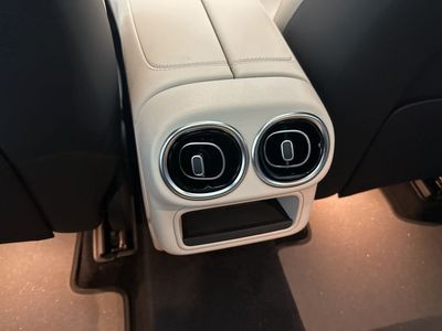 2026 Mercedes-Benz GLC - Photo 21
