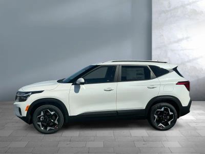 2026 Kia Seltos — rear three-quarter view