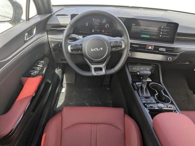 2026 Kia K5 — photo 18 view