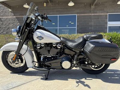 2025 Harley-Davidson FLHC - Heritage Classic - Photo 9