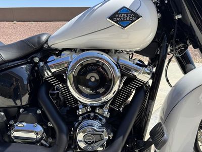 2025 Harley-Davidson FLHC - Heritage Classic - Photo 11
