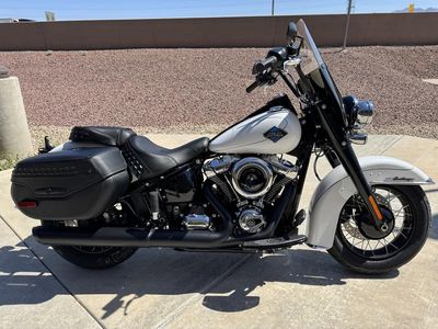 2025 Harley-Davidson FLHC - Heritage Classic - Photo 8