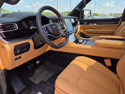 2026 Jeep Grand Wagoneer — photo 15 view