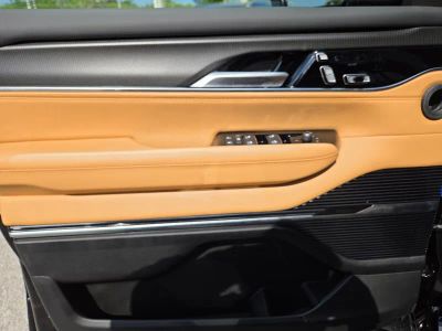 2026 Jeep Grand Wagoneer — photo 16 view