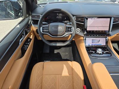 2026 Jeep Grand Wagoneer — photo 12 view
