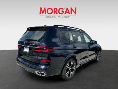 2025 BMW X7 — engine compartment view