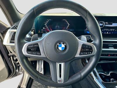 2025 BMW X7 — photo 8 view