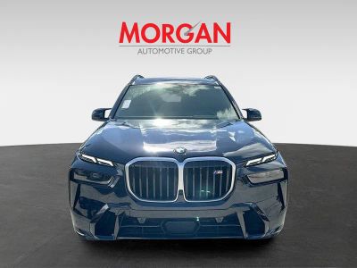2025 BMW X7 — side profile view