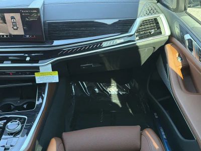 2026 BMW X5 — photo 18 view