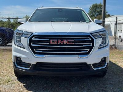 2024 GMC Terrain - Photo 3