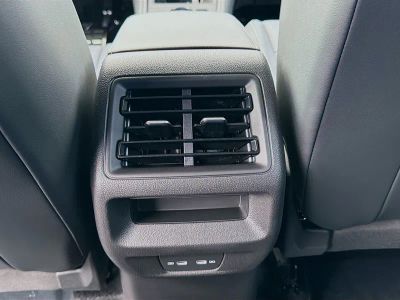 2026 Volkswagen Tiguan — photo 19 view