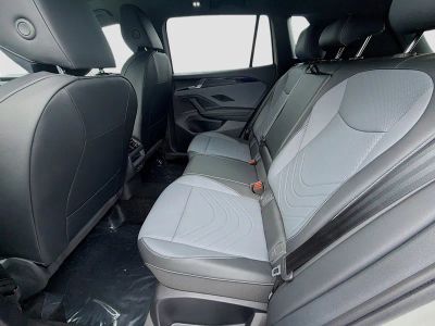 2026 Volkswagen Tiguan — photo 20 view
