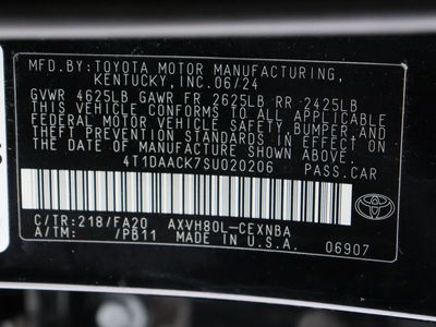 2025 Toyota Camry FWD - Photo 40
