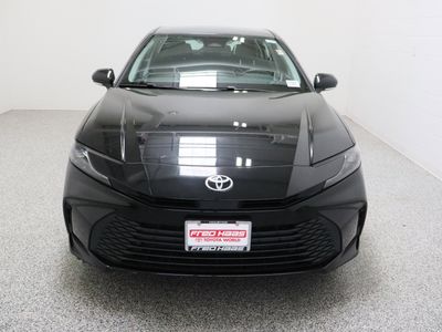 2025 Toyota Camry FWD - Photo 3