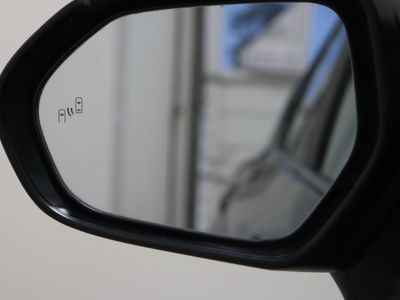 2025 Toyota Camry FWD - Photo 21