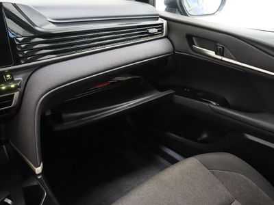 2025 Toyota Camry FWD - Photo 22