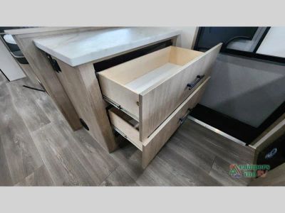 2027 Grand Design Imagine XLS - Photo 25