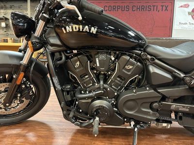 2026 Indian Motorcycle Scout Sixty Bobber Black Metallic - Photo 10