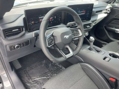 2026 Ford Mustang - Photo 16