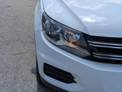 2015 Volkswagen Tiguan — photo 10 view