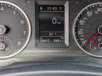 2015 Volkswagen Tiguan — photo 28 view