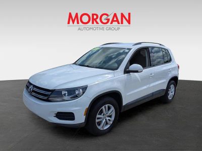 2015 Volkswagen Tiguan — photo 8 view