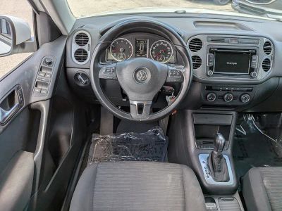 2015 Volkswagen Tiguan — photo 17 view