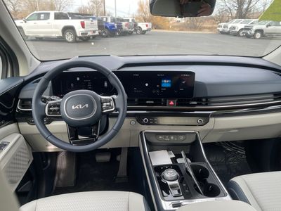 2026 Kia Carnival Hybrid — photo 12 view