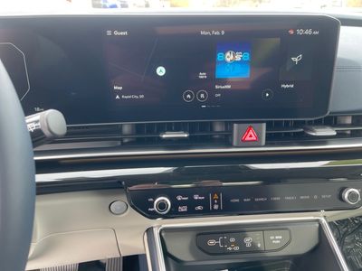 2026 Kia Carnival Hybrid — photo 11 view