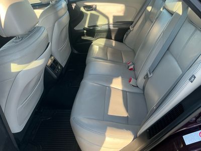 2015 Toyota Avalon Hybrid - Photo 16