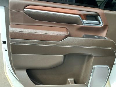 2024 GMC Sierra 3500HD — photo 16 view