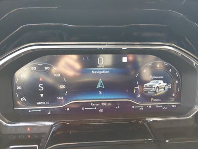 2023 Chevrolet Silverado 1500 — photo 14 view